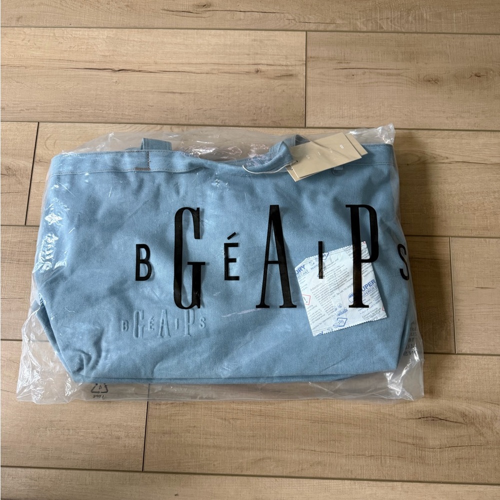 Gap x BÉIS The Travel Tote in Denim Blue *Sold Out*